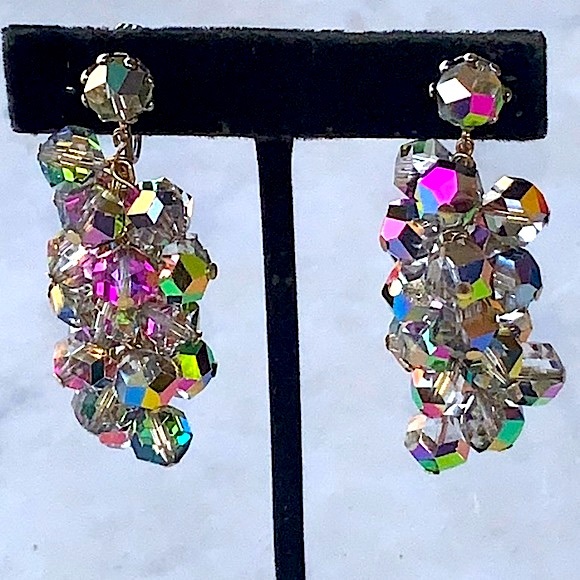 LAGUNA EARRINGS CLIP DANGLES 2 1/4IN VINTAGE SMOKE AURORA BOREALIS CRYSTAL CLUST - Picture 1 of 9